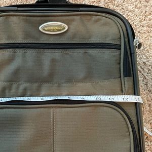 Eddie Bauer olive green carry-on side roller - EUC